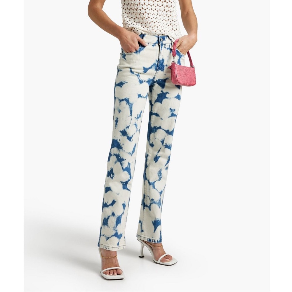 ALICE + OLIVIA Amazing Bleached Marble Jeans
